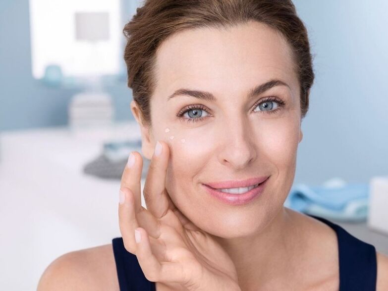 Yüz gençleştirme ürünleri